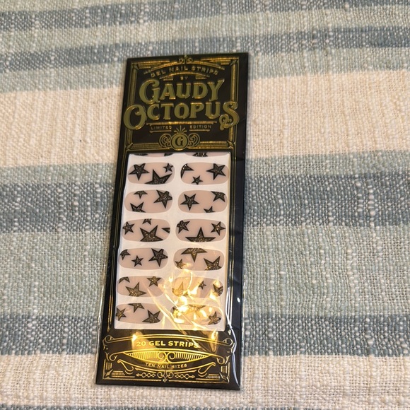 Gaudy Octopus Other - Gaudy Octopus Black and Nude Glam Gel Nail Strips